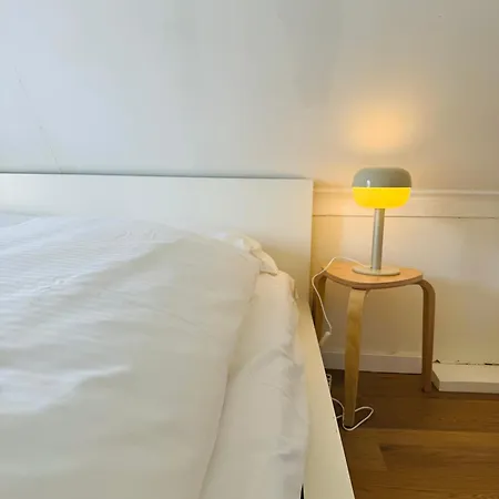 Hello - Tiny House Julianastraat 12