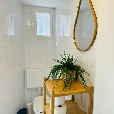 Hello - Tiny House Julianastraat 12 아파트 *